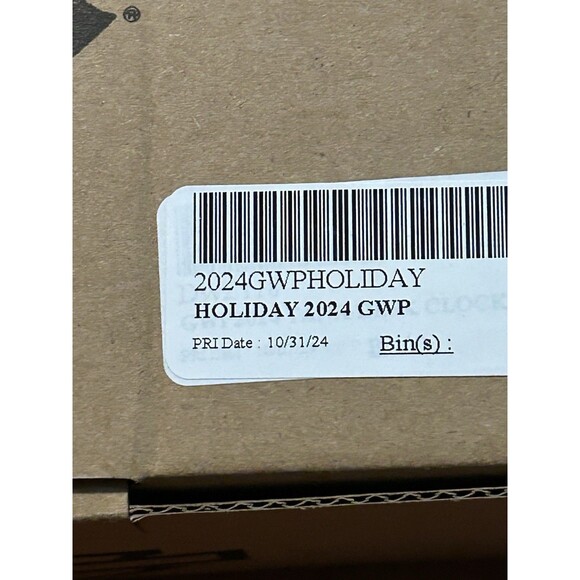 Harley-Davidson Tank Desk Clock Green Holiday 2024 Dealer Exclusive w/ Box - Picture 6 of 6